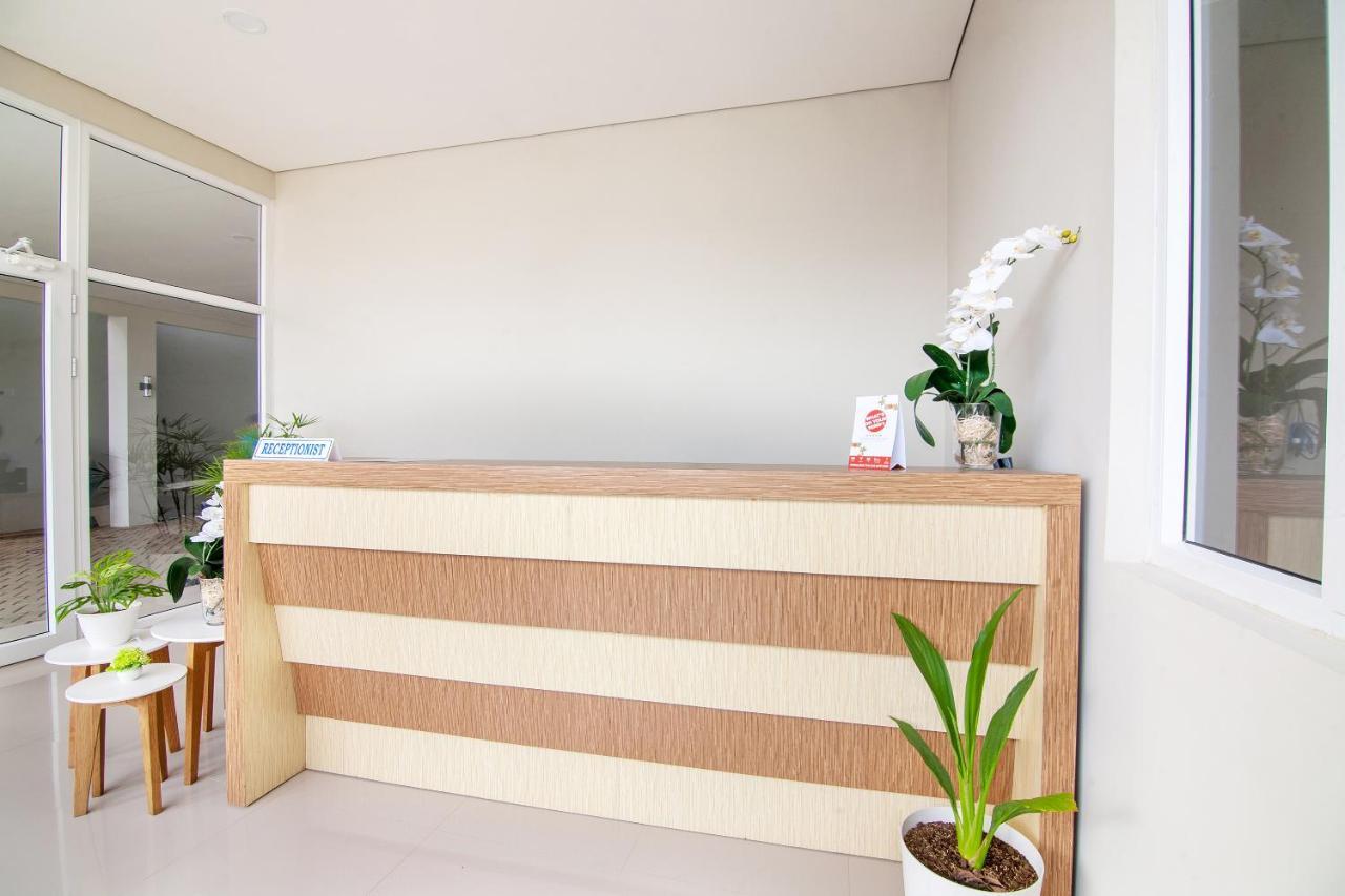 Oyo 2816 Privato Suite Kembaran Екстер'єр фото