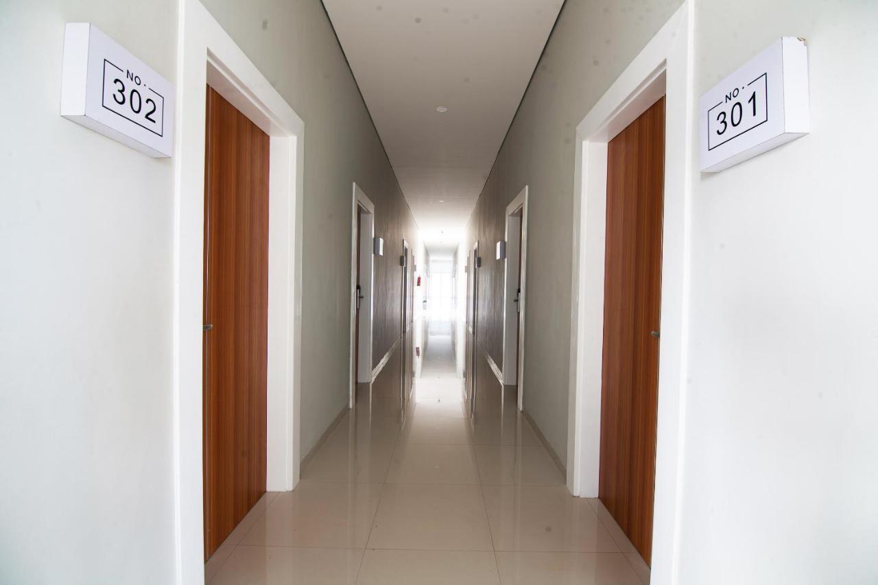 Oyo 2816 Privato Suite Kembaran Екстер'єр фото